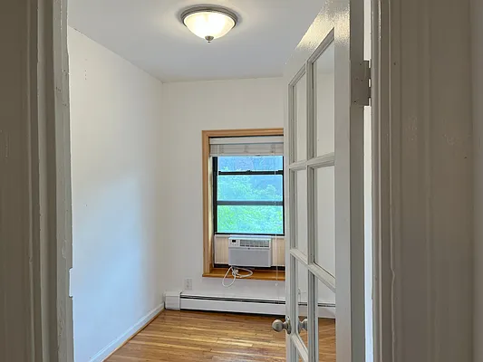 Rented by Eva M. Daniels Realty | media 7