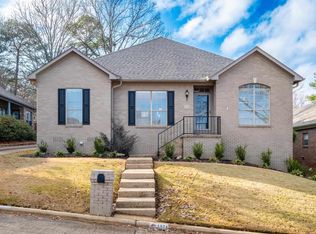 1324 Gleneagles Ln, Little Rock, AR 72211