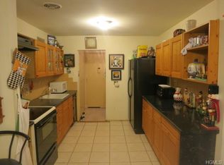 5 Secora Rd APT F7, Monsey, NY 10952