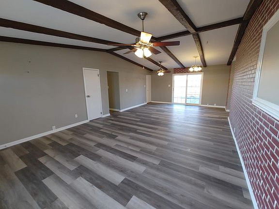 4th image of 52 Beacon Ave