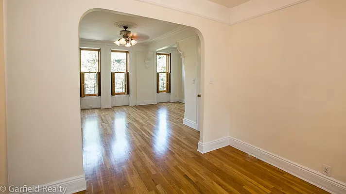 Rented by Garfield Realty  | media 11