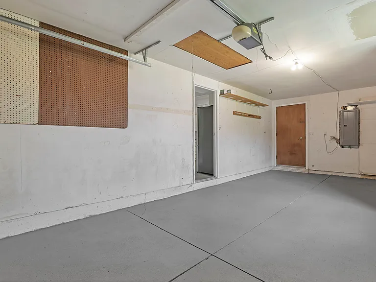 3662 Panama Dr — Photo 38