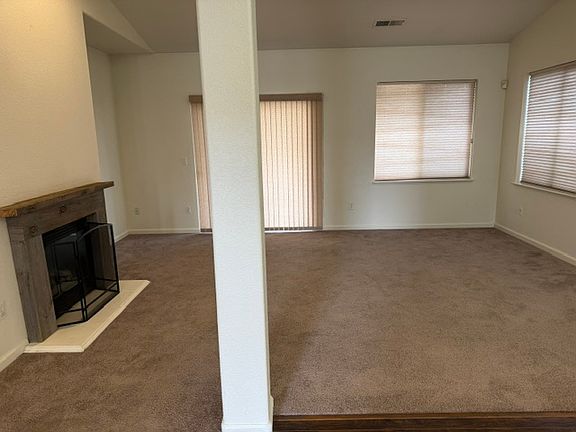 5th image of 193 Desert Springs Ln