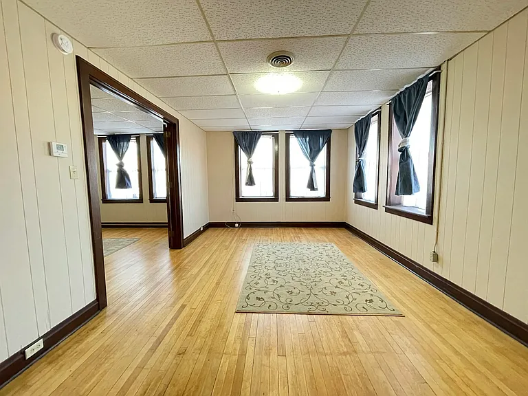 1 S Minnesota St #3 — Photo 9