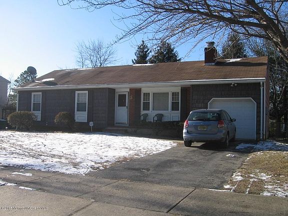 4th image of 664 Vine Street