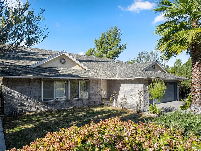 3258 Kirkham Dr — Photo 45