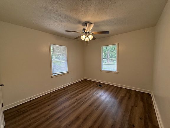 4th image of 2706 Schaul St APT A