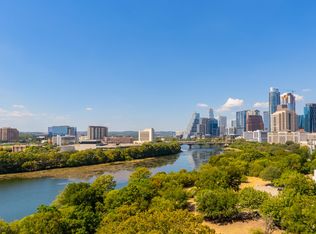 54 Rainey St APT 1122, Austin, TX 78701