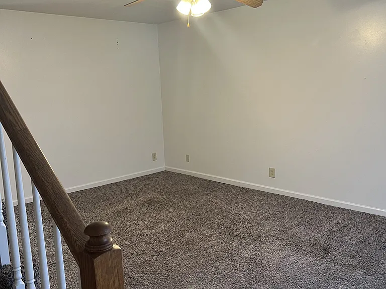 551 Syracuse Dr #B — Photo 3