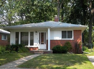 607 Fairway Dr, Royal Oak, MI 48073