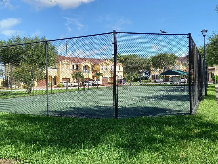 886 SW 149th Ct — Photo 35