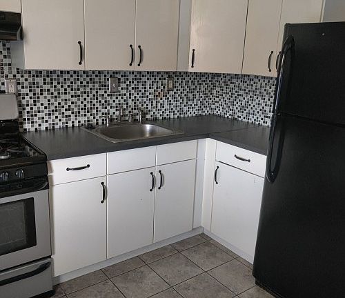 4th image of 1027 E Hunting Park Ave Floor 2