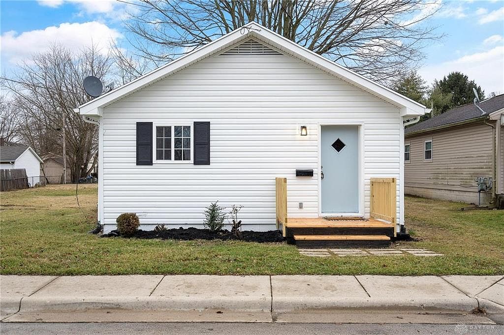 979 McDowell St, Xenia, OH 45385 Zillow