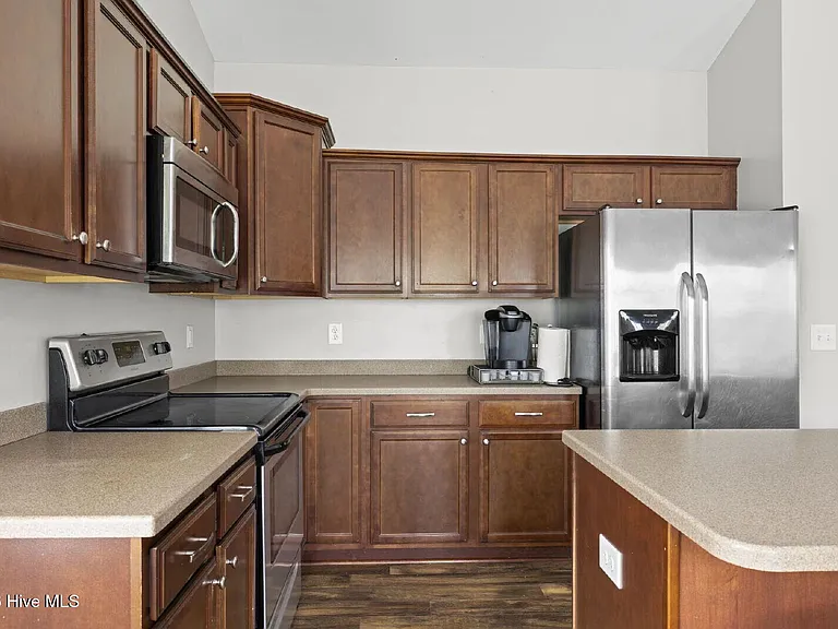 144 Backfield Pl — Photo 10