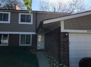 2189 N Queensburg Cir #2189, Palatine, IL 60074