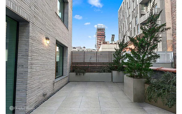 Rented by Douglas Elliman | media 17