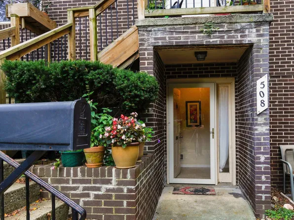 508 Nellies Cave Rd, Blacksburg, VA 24060