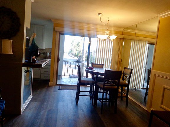 2nd image of 140 Walnut Ave