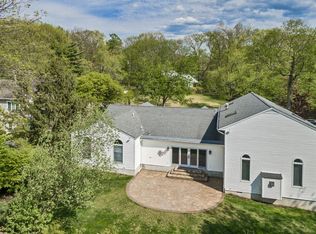 10 Conestoga Ct, Oakland, NJ 07436
