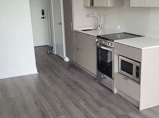 3883 Quartz Rd #908, Mississauga, ON L5B 3V6