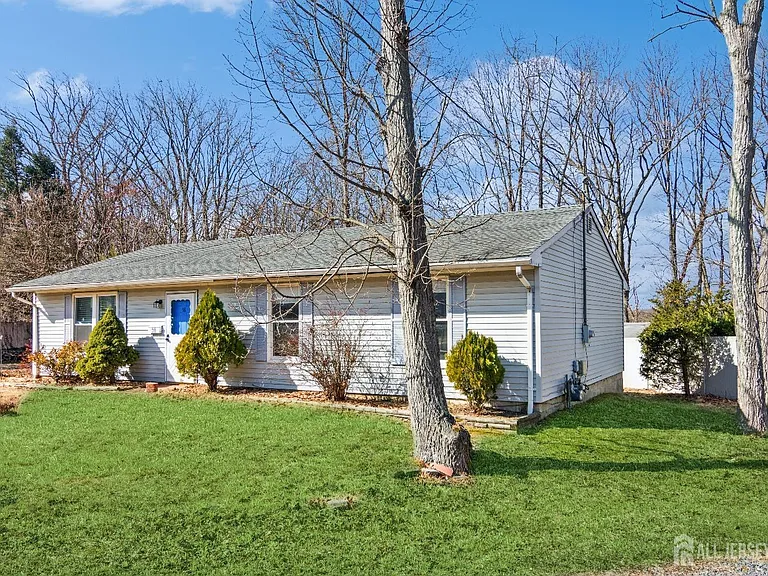58 Dodd St — Photo 2