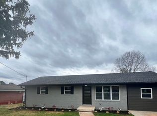337 Canterbury Dr, Jonesboro, GA 30238