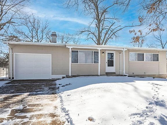 2nd image of 10300 Bon Oak Dr