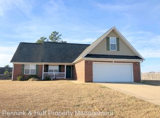 176 Wood Valley Ln, Raeford, NC 28376