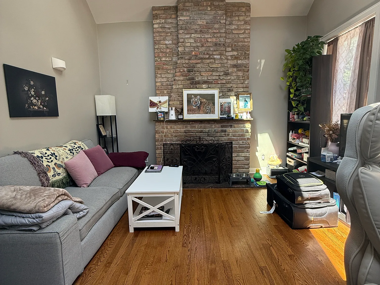 2 bed, 1200 sqft, $3,700 — Photo 1