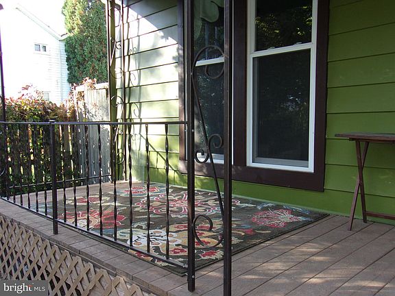 3rd image of 17000 Beechers Ave SW