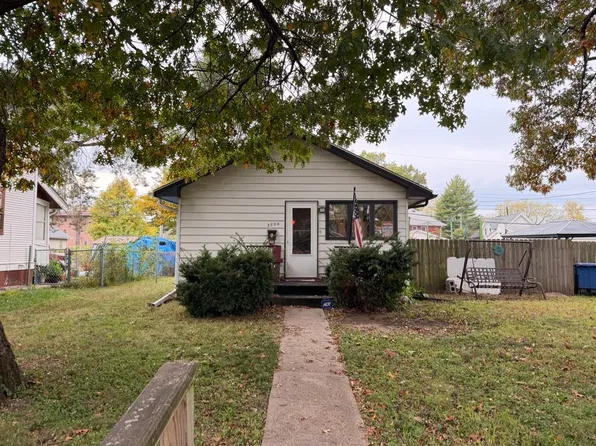 3804 4th St, Des Moines, IA 50313