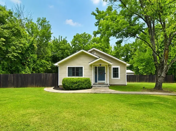 47 Earl Dr, Conway, AR 72032