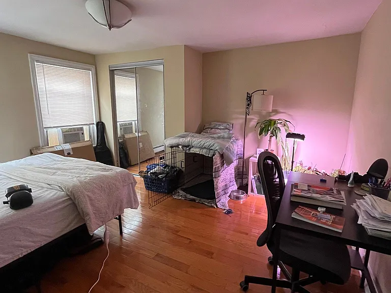 1520 Pine St #3R — Photo 6