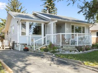243 Radcliffe Pl SE, Calgary, AB T2A6M9