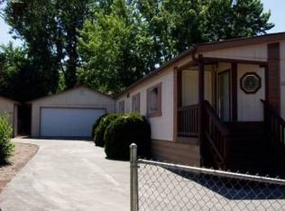 1274 E View Pl, Grants Pass, OR 97527