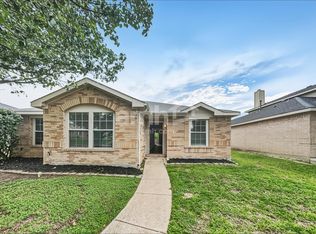 2930 Monticello Ln, Lancaster, TX 75134
