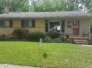 1770 W Longmeadow Rd, Trenton, MI 48183