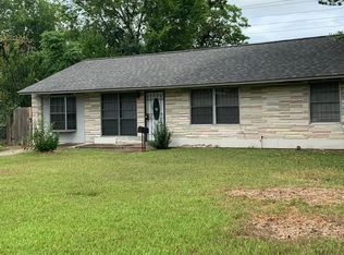 7723 Belgard St, Houston, TX 77033