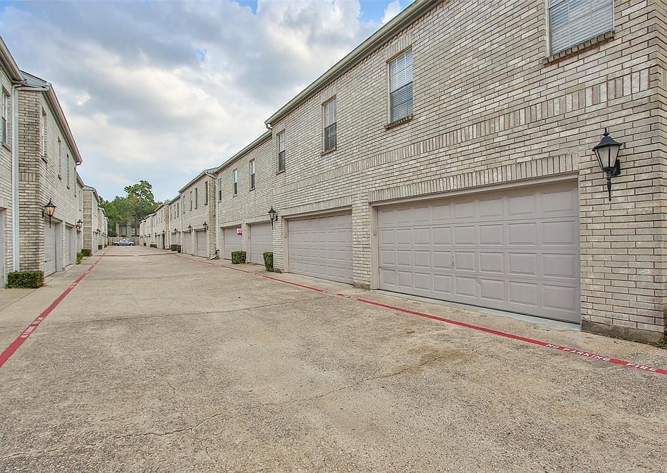 1st image of 17499 Red Oak Dr #7499