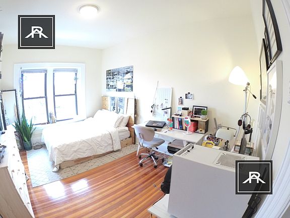 3rd image of 1461 Beacon St #23
