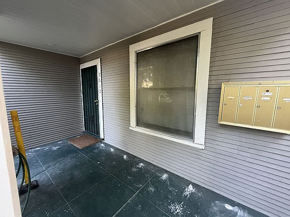 3rd image of 2612-2614 Q St