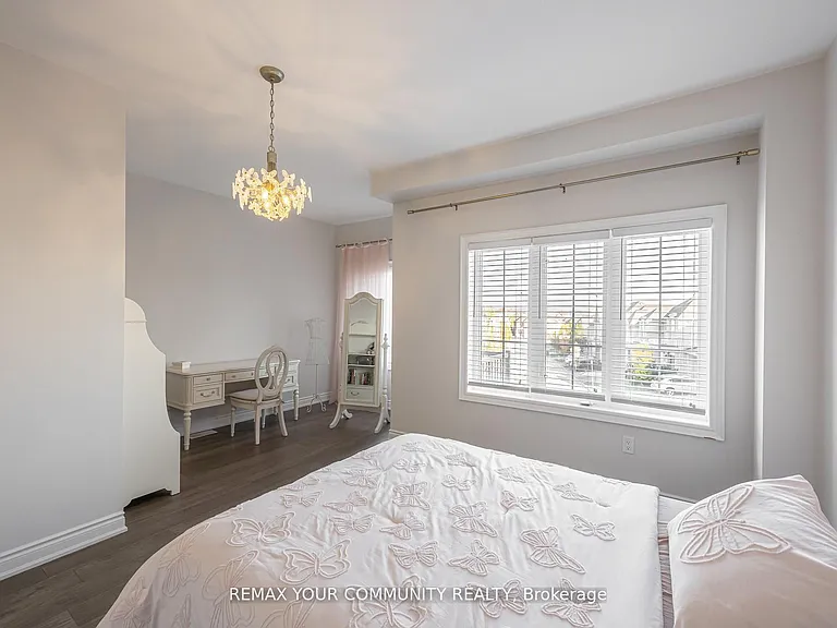 65 Bristlewood Cres — Photo 18