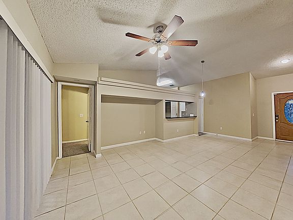 3rd image of 6005 Crickethollow Dr
