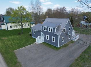 58 Swan St, Calais, ME 04619