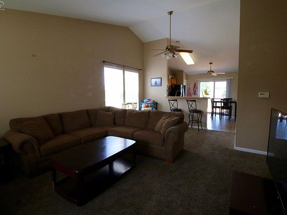 4th image of 5021 Meadow Crest Cir