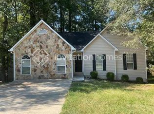 4032 Sharon Woods Dr, Powder Springs, GA 30127