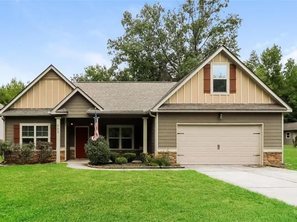 562 Kristie Ln, Bremen, GA 30110