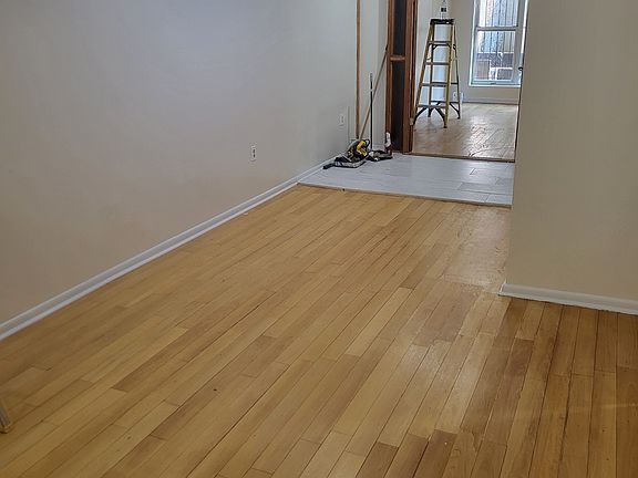 5th image of 324 E 120th St APT 1
