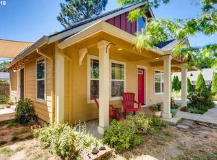 4237 SE 76th Ave, Portland, OR 97206