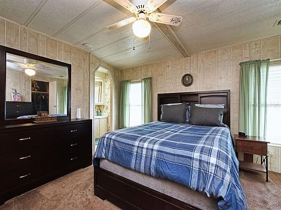 4th image of 257 Pinewood Dr